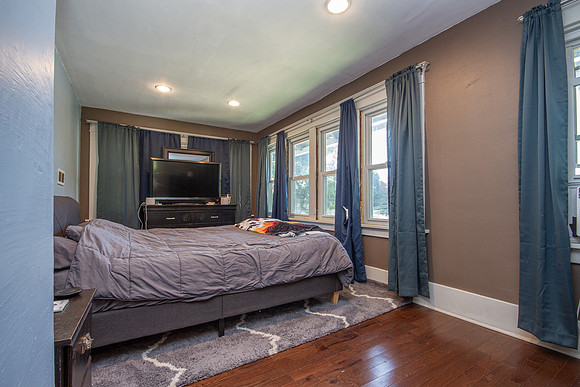 508Burnett-30