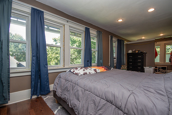 508Burnett-31