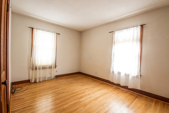 309E6th8069