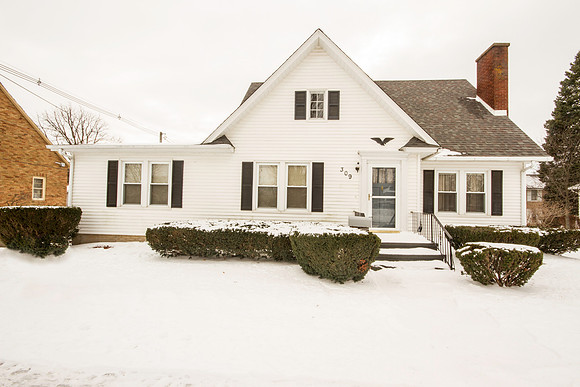 309E6th8045