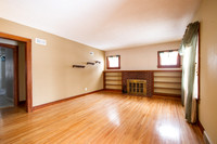 309E6th8048